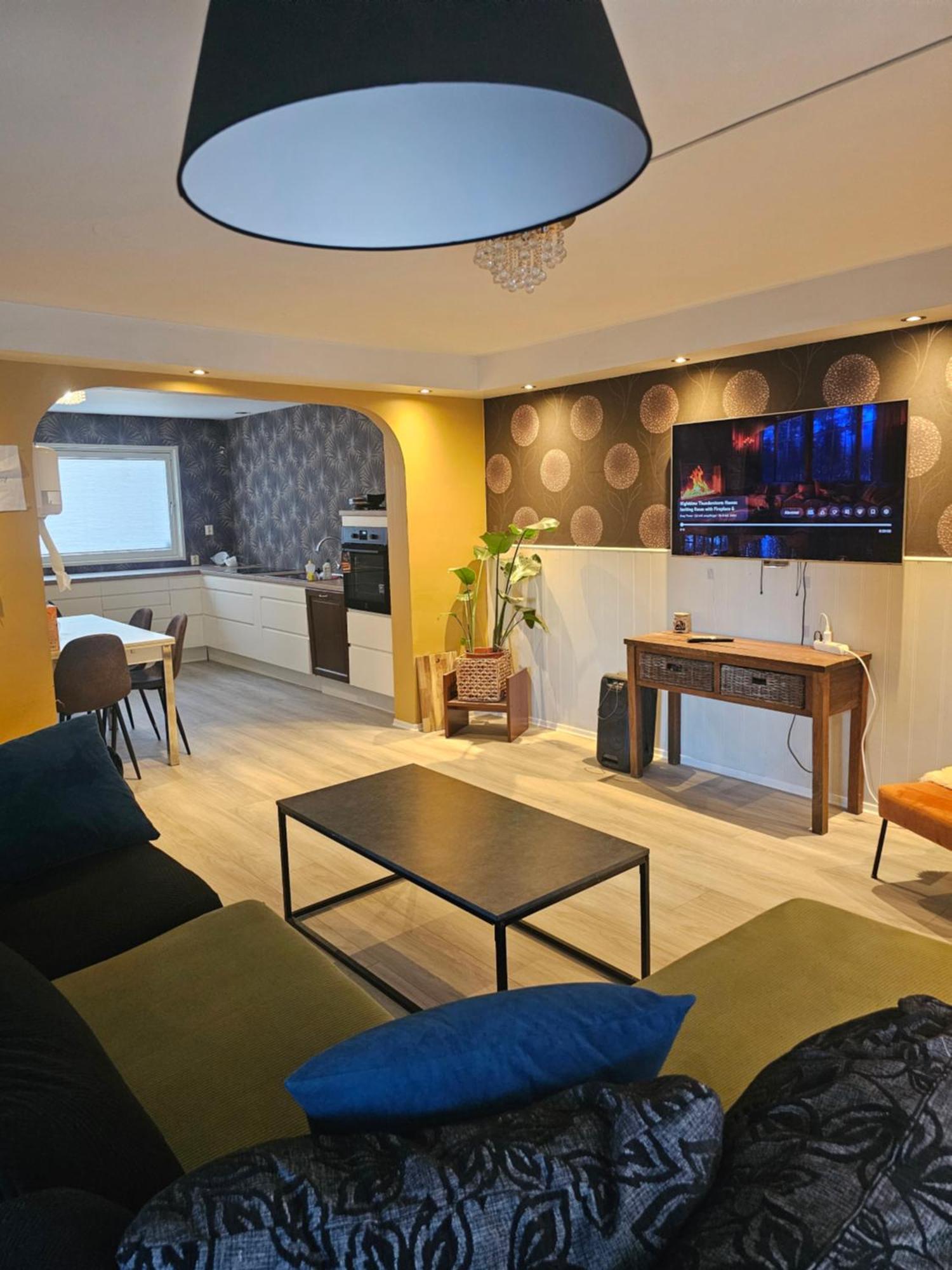 Full Privacy Townhome In Oslo With Wifi Экстерьер фото