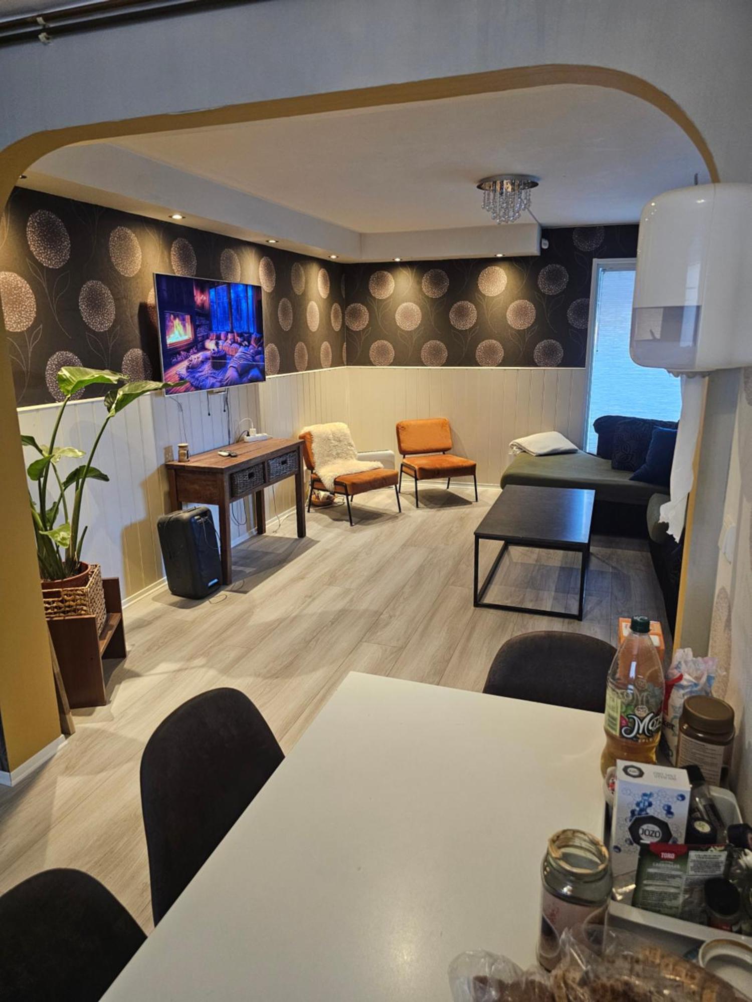 Full Privacy Townhome In Oslo With Wifi Экстерьер фото